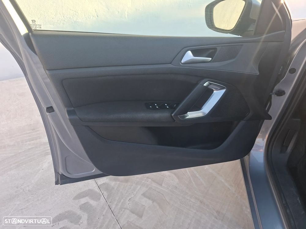 Peugeot 308 1.6 BlueHDi Active - 18