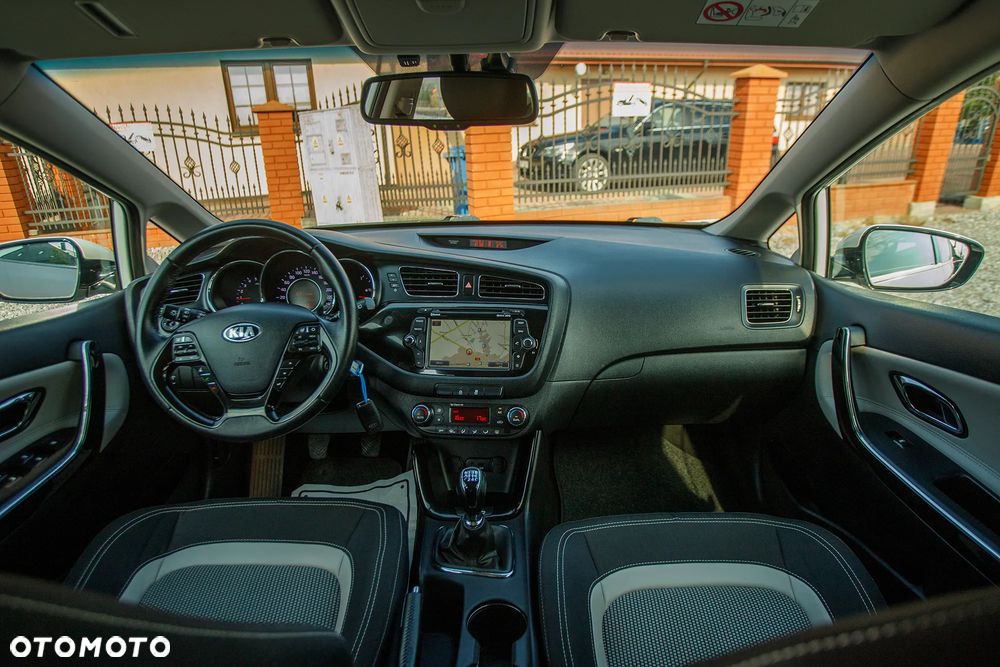 Kia Ceed 1.6 CRDi L - 27