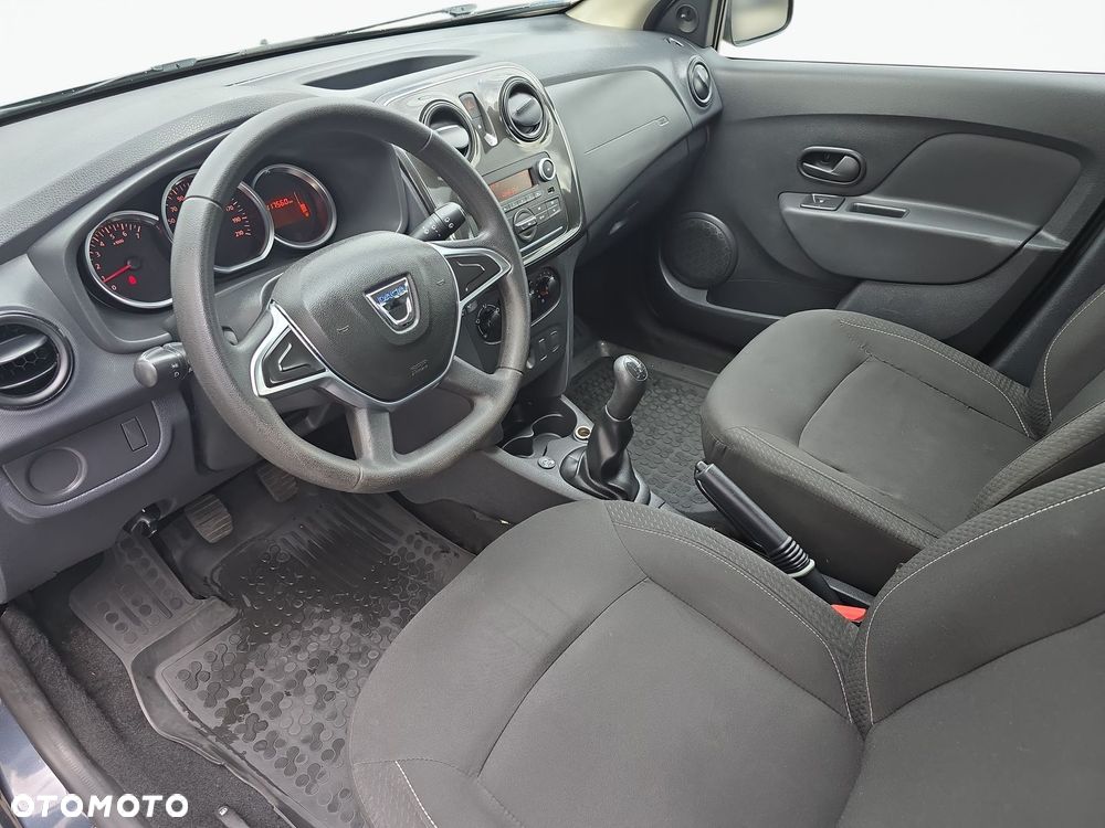 Dacia Sandero - 11