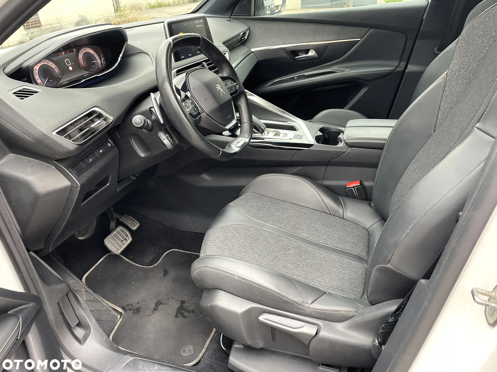 Peugeot 3008 1.6 PureTech GPF GT Line S&S EAT8 - 27