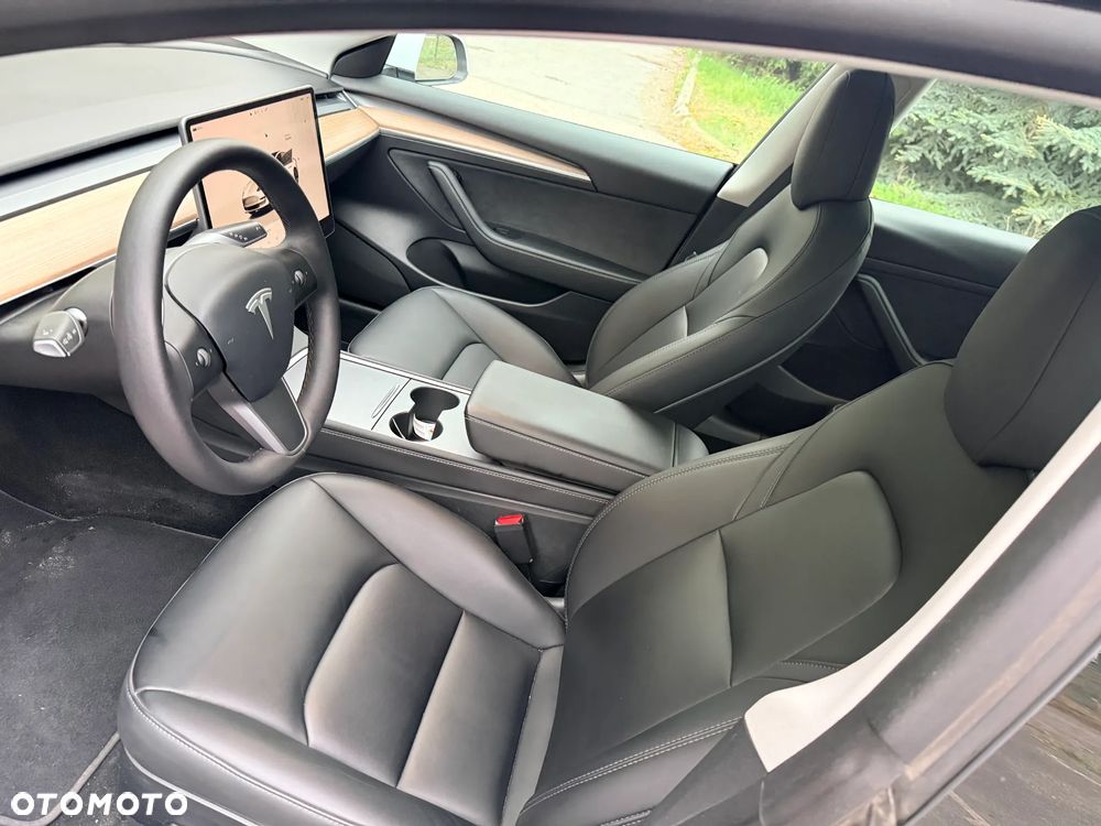 Tesla Model 3 RWD Premium - 13