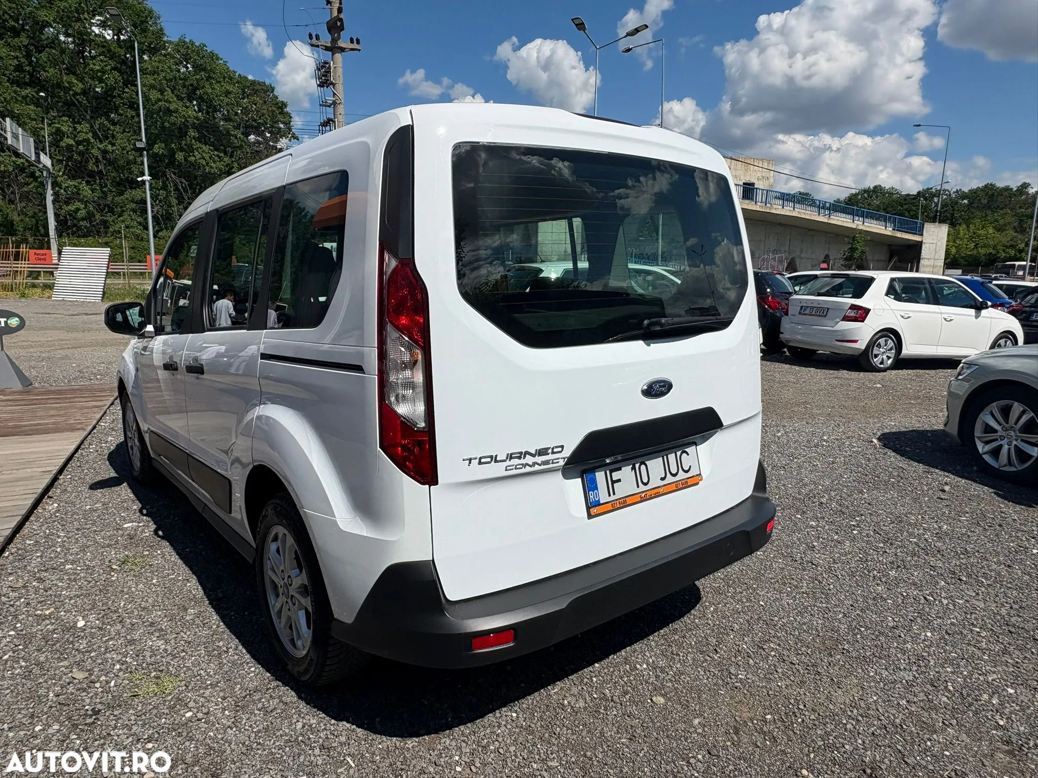 Ford Tourneo Connect 1.5 TDCi SWB (L1) Trend - 4