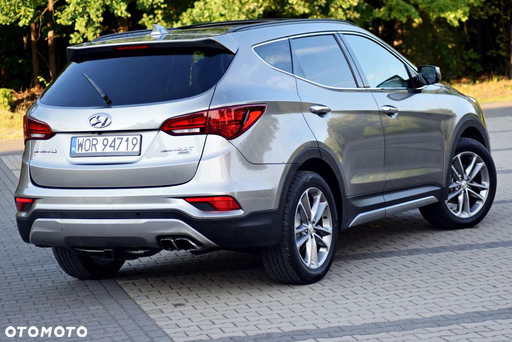 Hyundai Santa Fe 2.0 T Sport Utility - 9