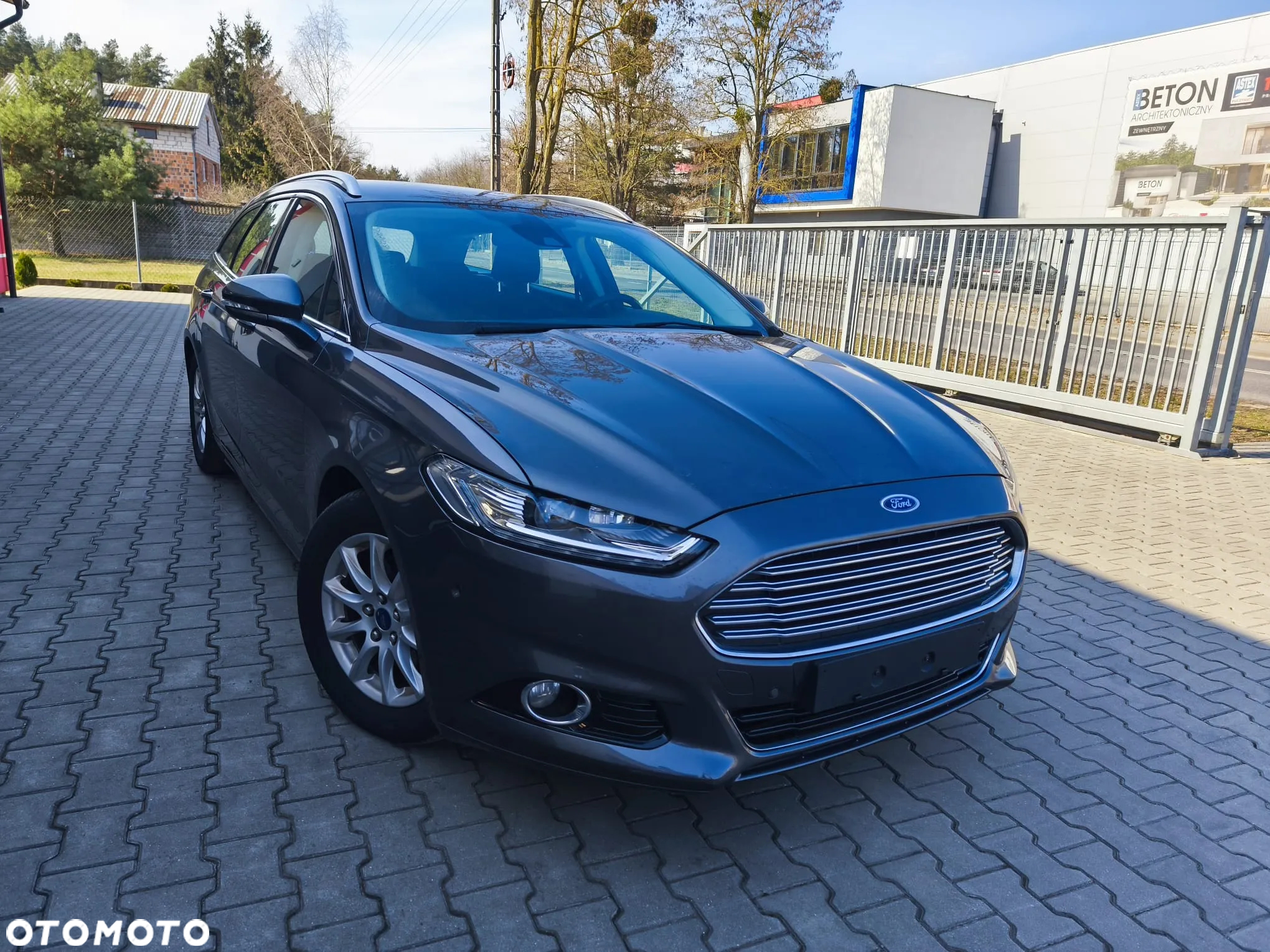 Ford Mondeo - 17