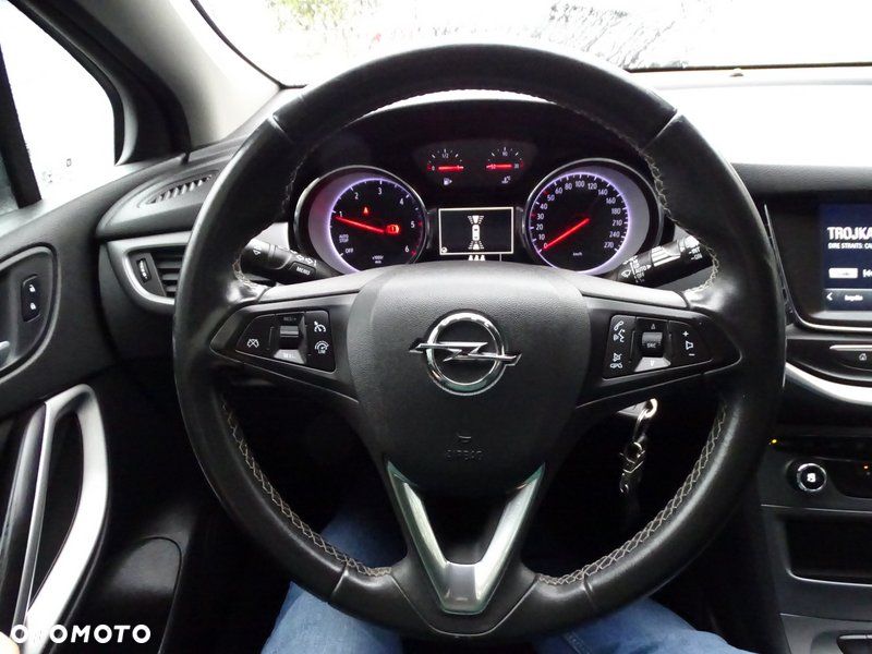 Opel Astra - 12