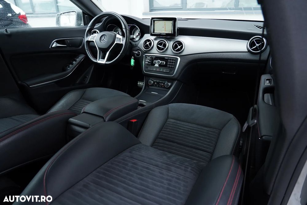 Mercedes-Benz CLA 220 d 7G-DCT AMG Line - 11