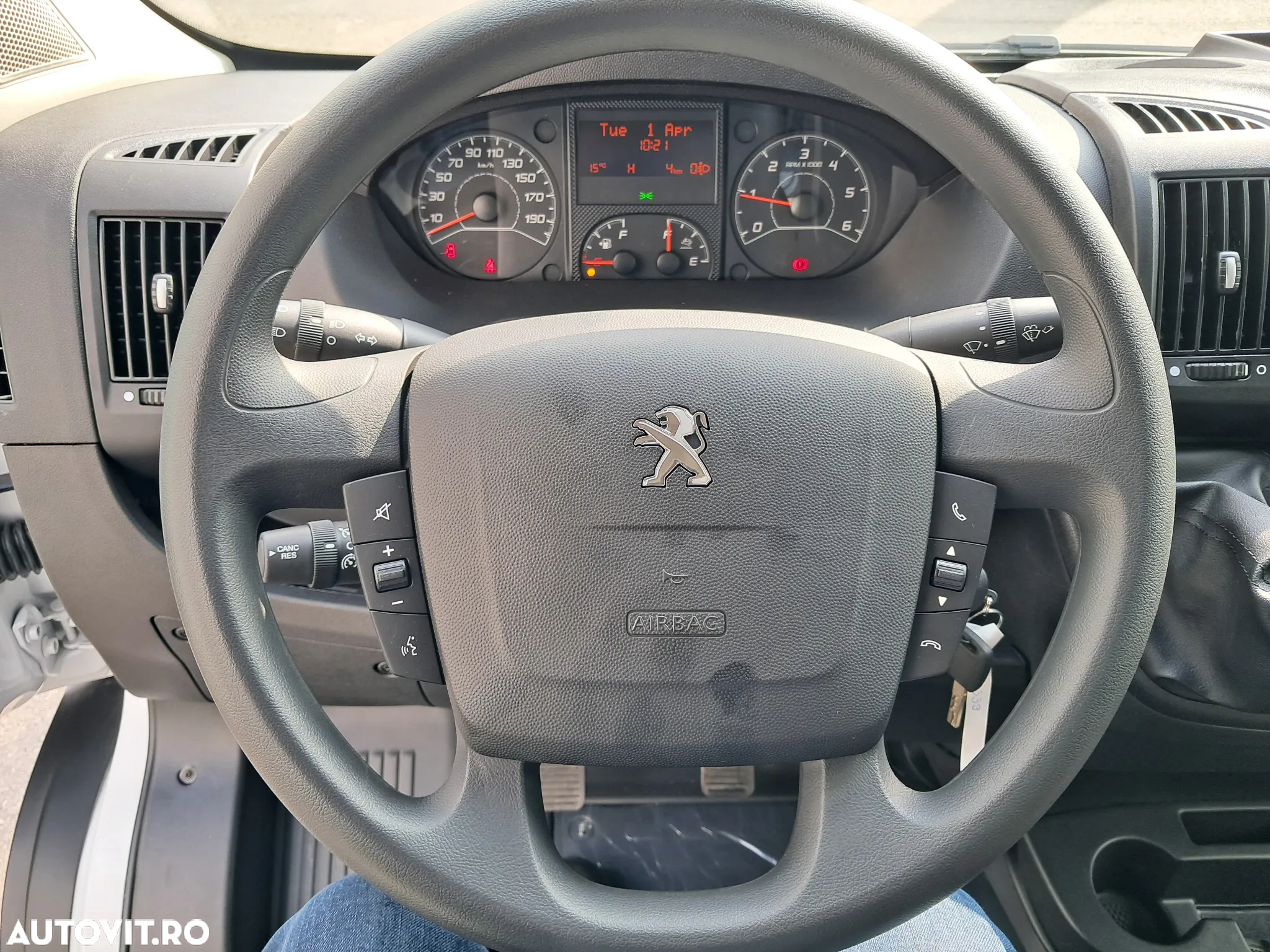 Peugeot BOXER FURGON L4H2 15 mc - 15