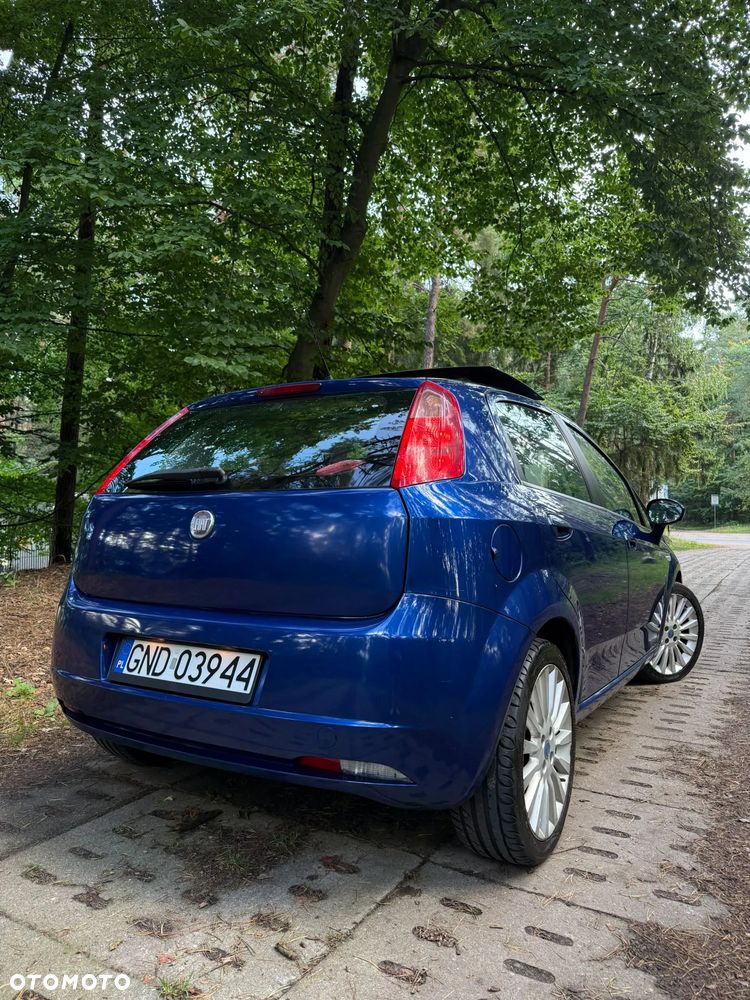 Fiat Grande Punto 1.9 Multijet 8V Emotion - 9