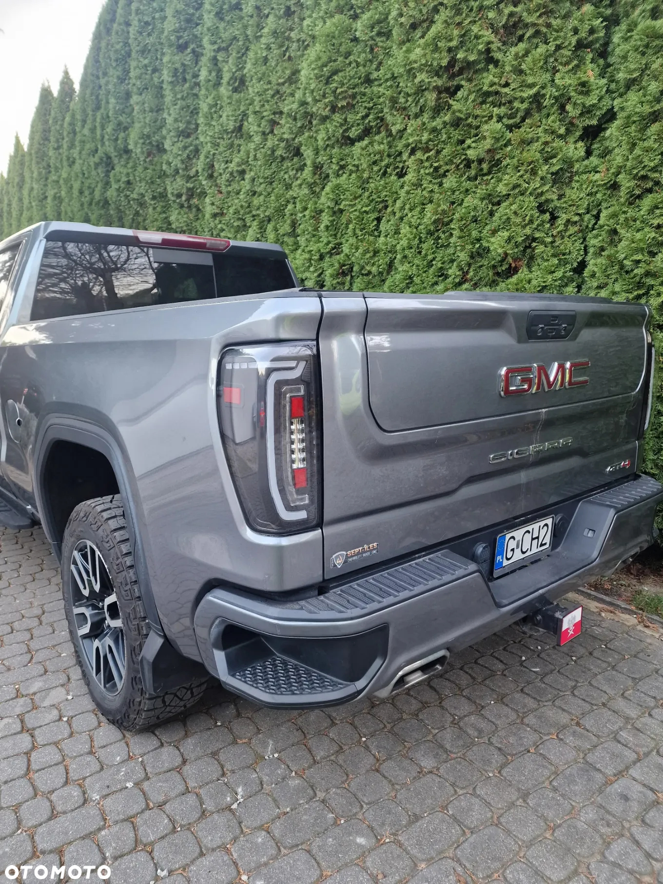 GMC Sierra - 5
