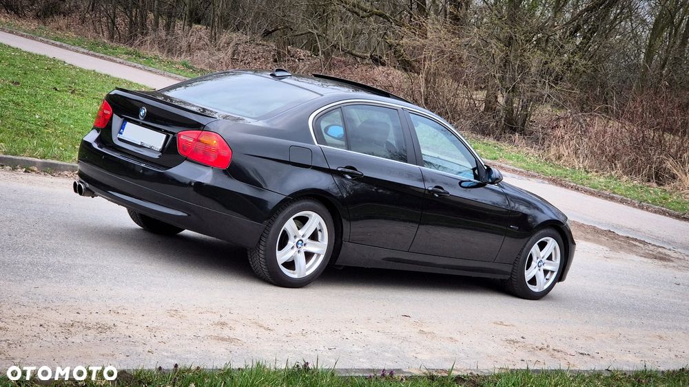 BMW Seria 3 325i Edition Sport - 3