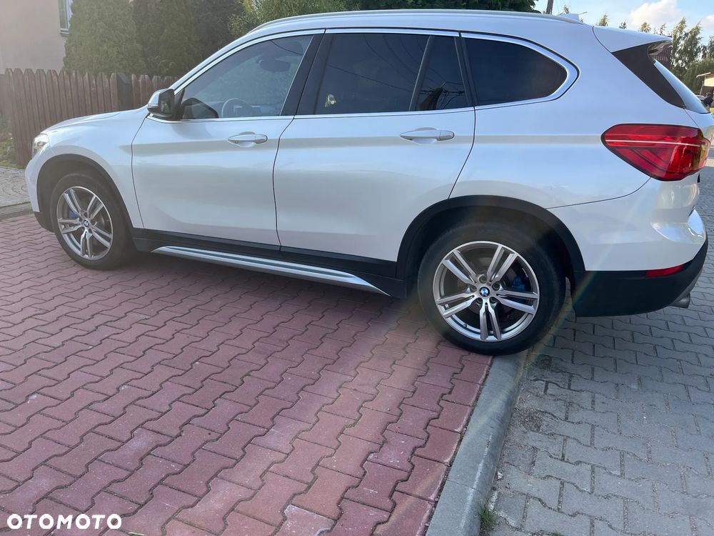 BMW X1 xDrive25i GPF xLine - 5