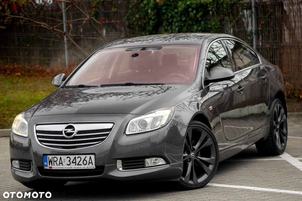 Opel Insignia 2.0 Turbo 4x4 Cosmo - 2