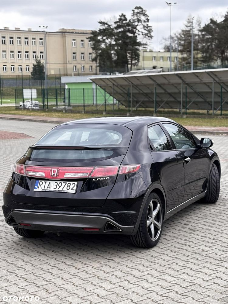 Honda Civic 1.8 Sport - 3