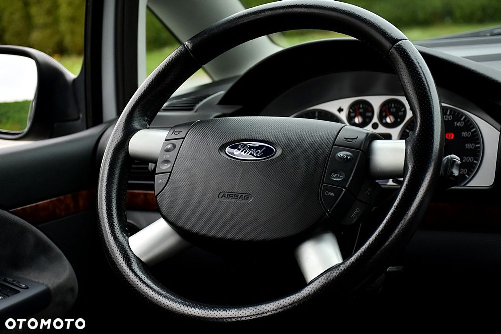 Ford Galaxy TDI Ghia - 20