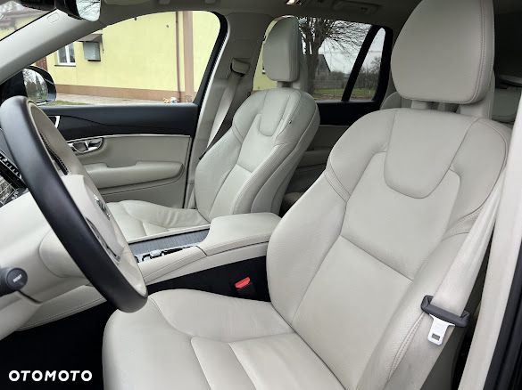 Volvo XC 90 T5 AWD Geartronic Momentum Pro - 10