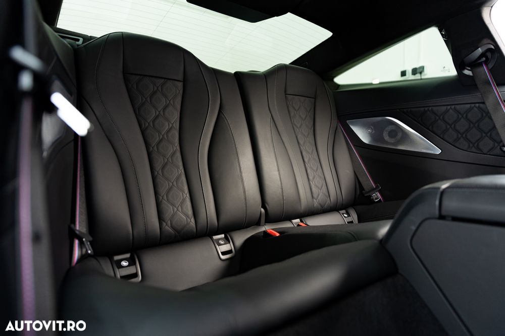 BMW M8 Competition - 15