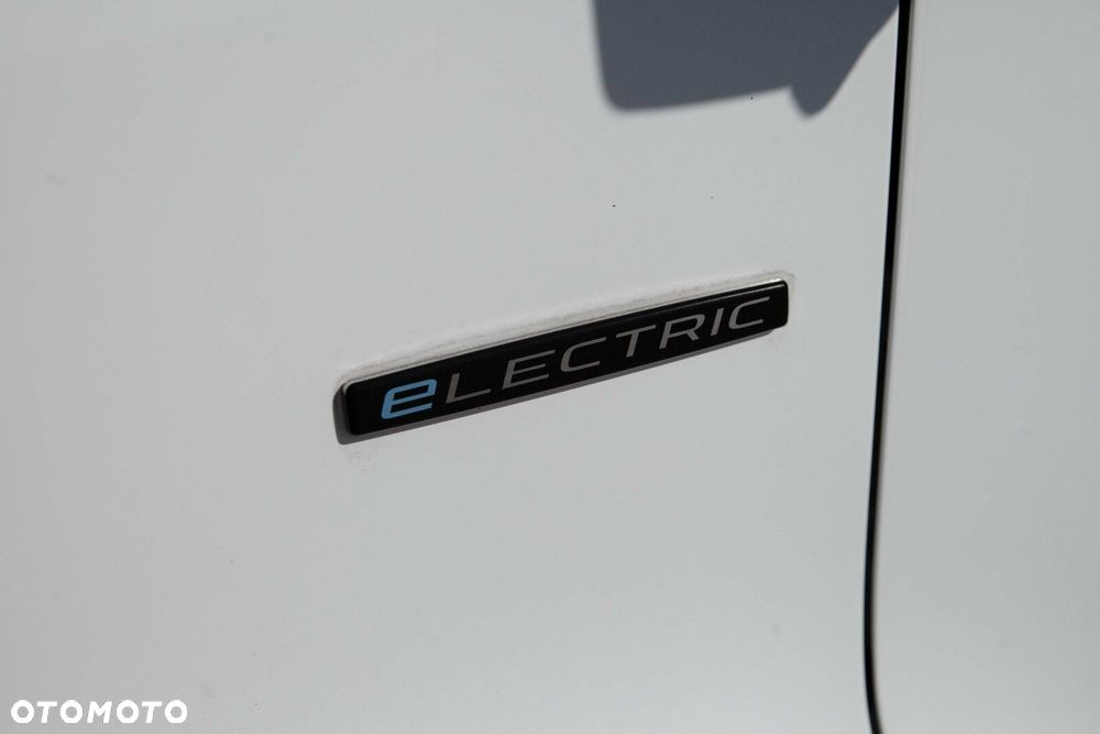 Mercedes-Benz eSprinter - 13
