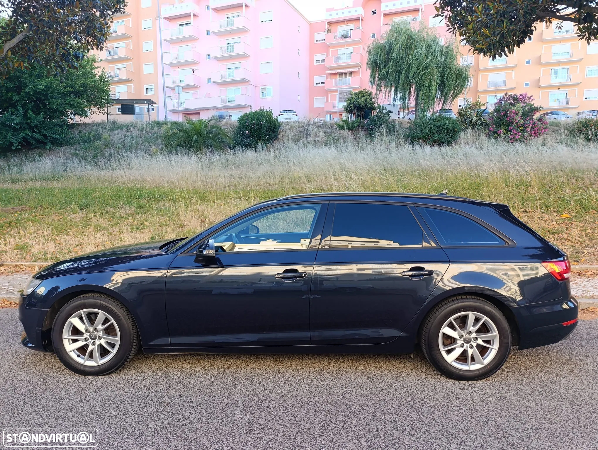 Audi A4 Avant 2.0 TDI exclusive - 10