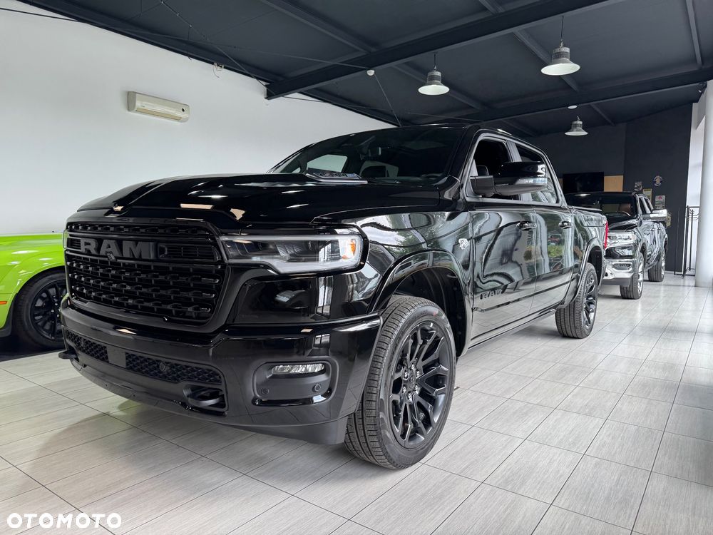 Dodge RAM - 12