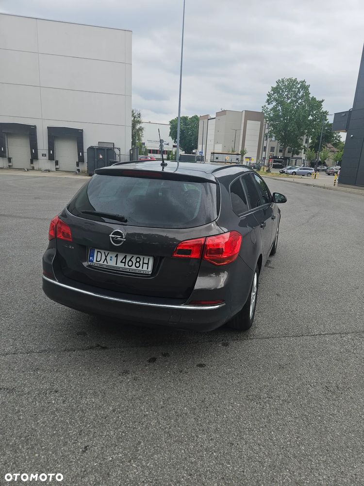 Opel Astra 1.4 Turbo ENERGY - 8
