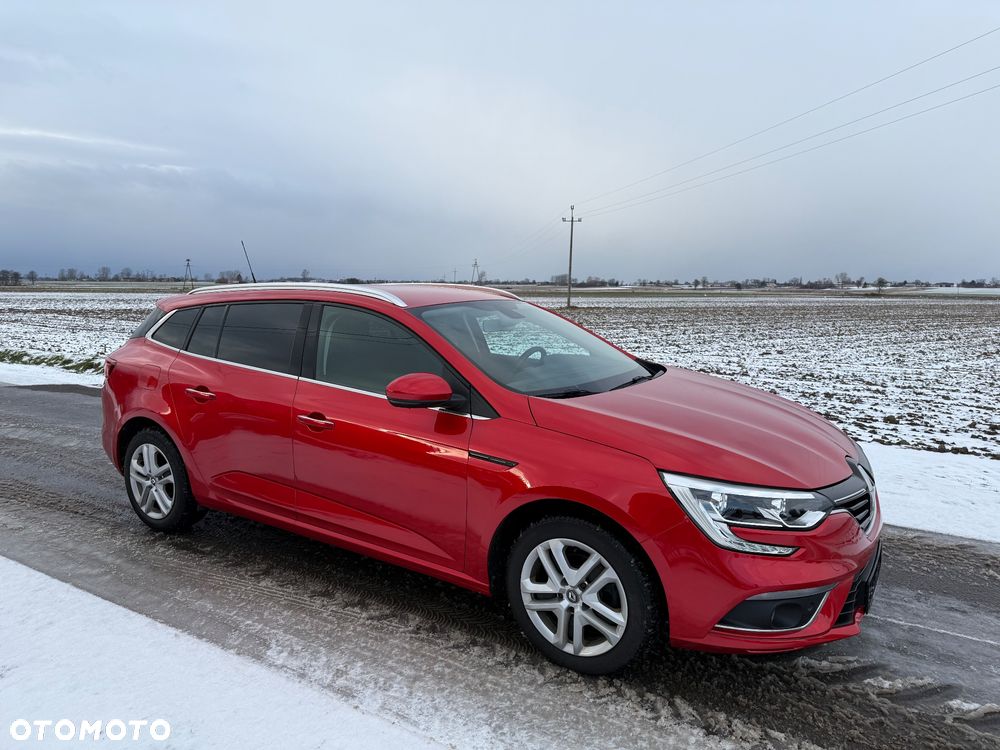 Renault Megane TCe 140 GPF BUSINESS EDITION - 4