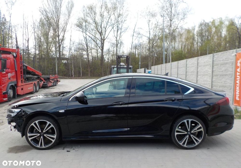 Opel Insignia - 12