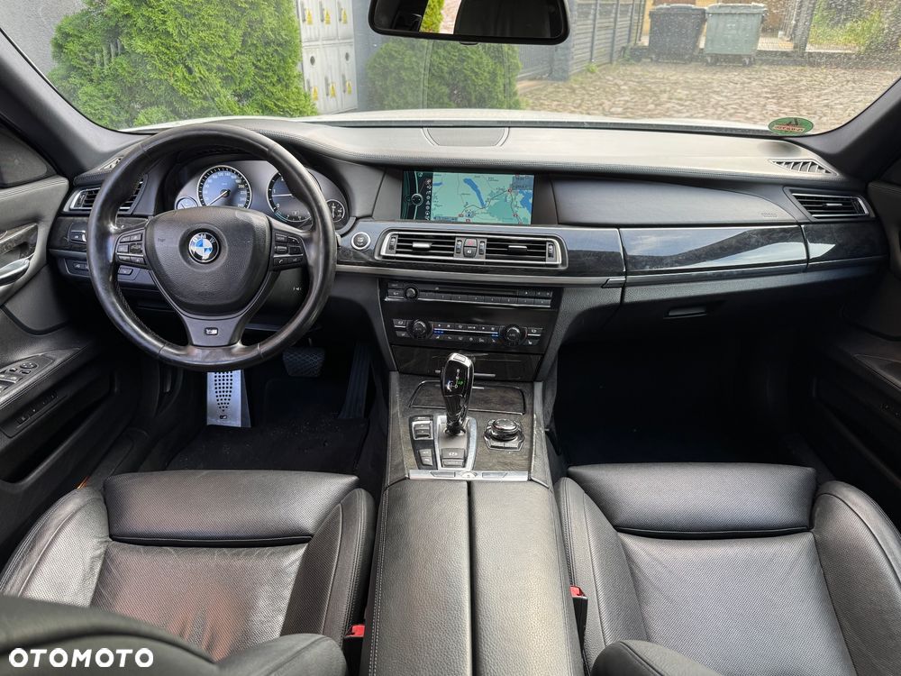 BMW Seria 7 - 5