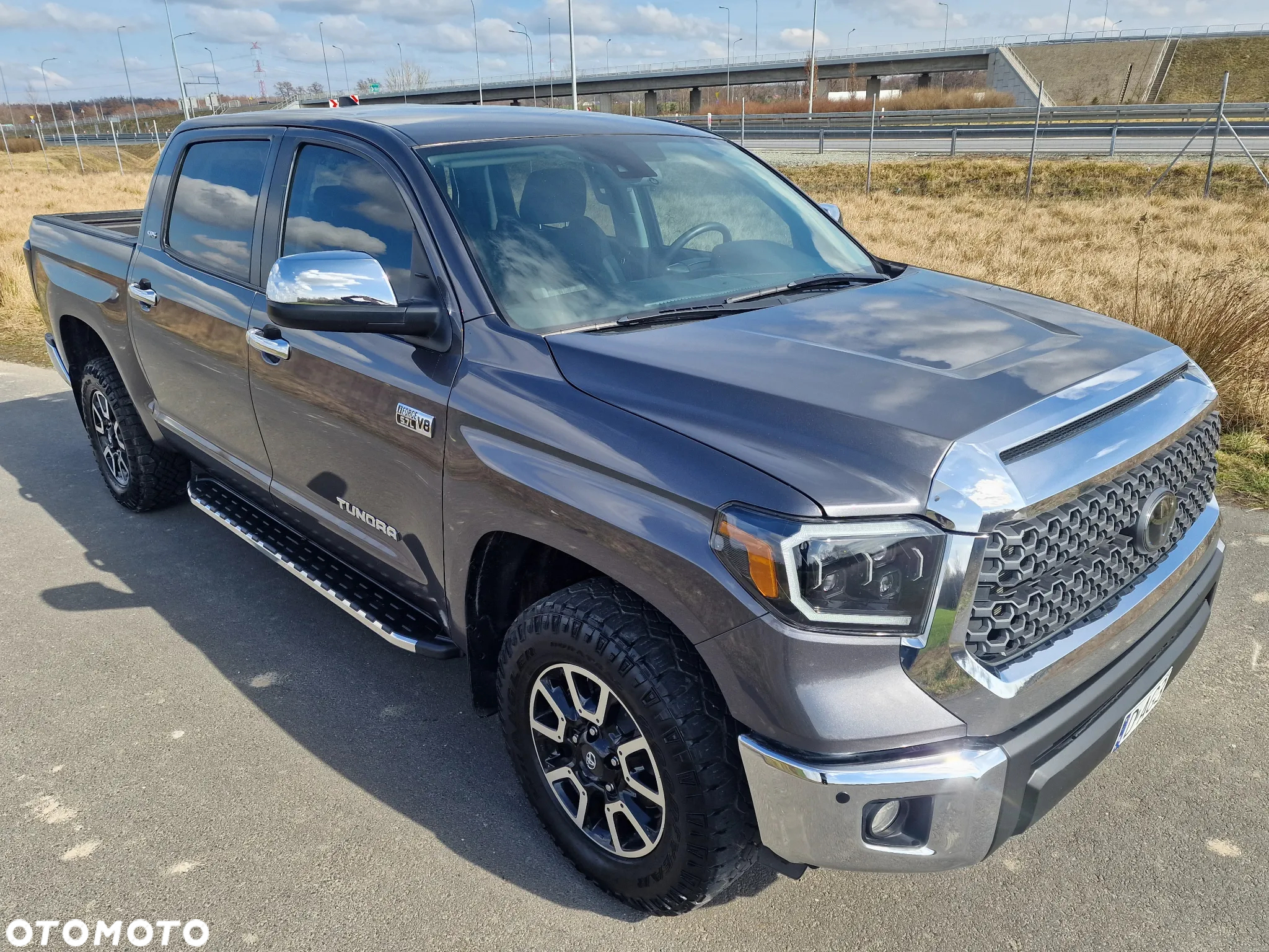 Toyota Tundra - 11