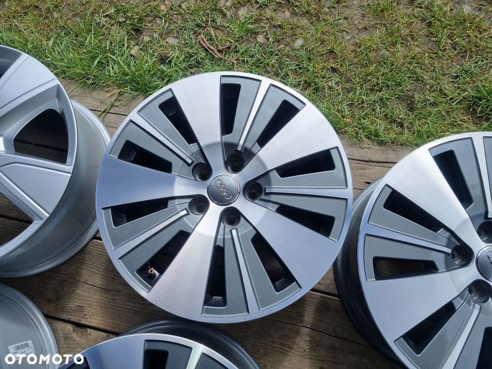 AUDI A3 8V0,Q3,A4,SKODA,seat,vw ALU 7.5X17 ET43 5X112 jak nowe 4szt. - 5