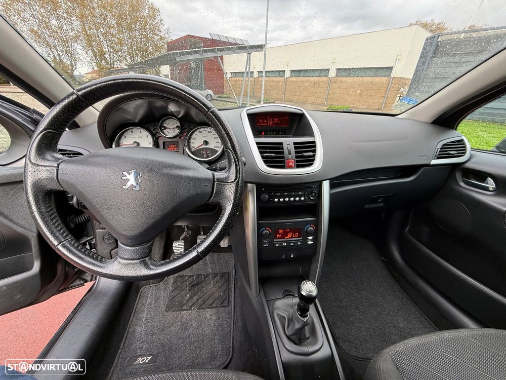 Peugeot 207 1.4 16V Sport - 10