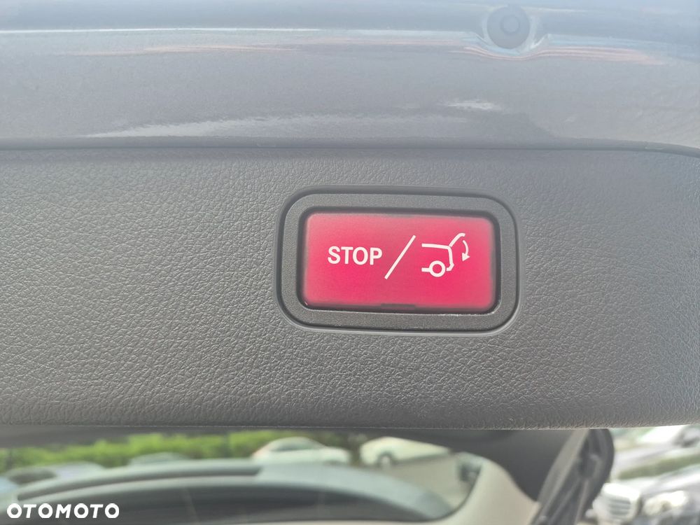 Mercedes-Benz Klasa C 200 9G-TRONIC - 27