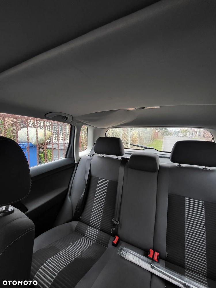 Volkswagen Polo - 12
