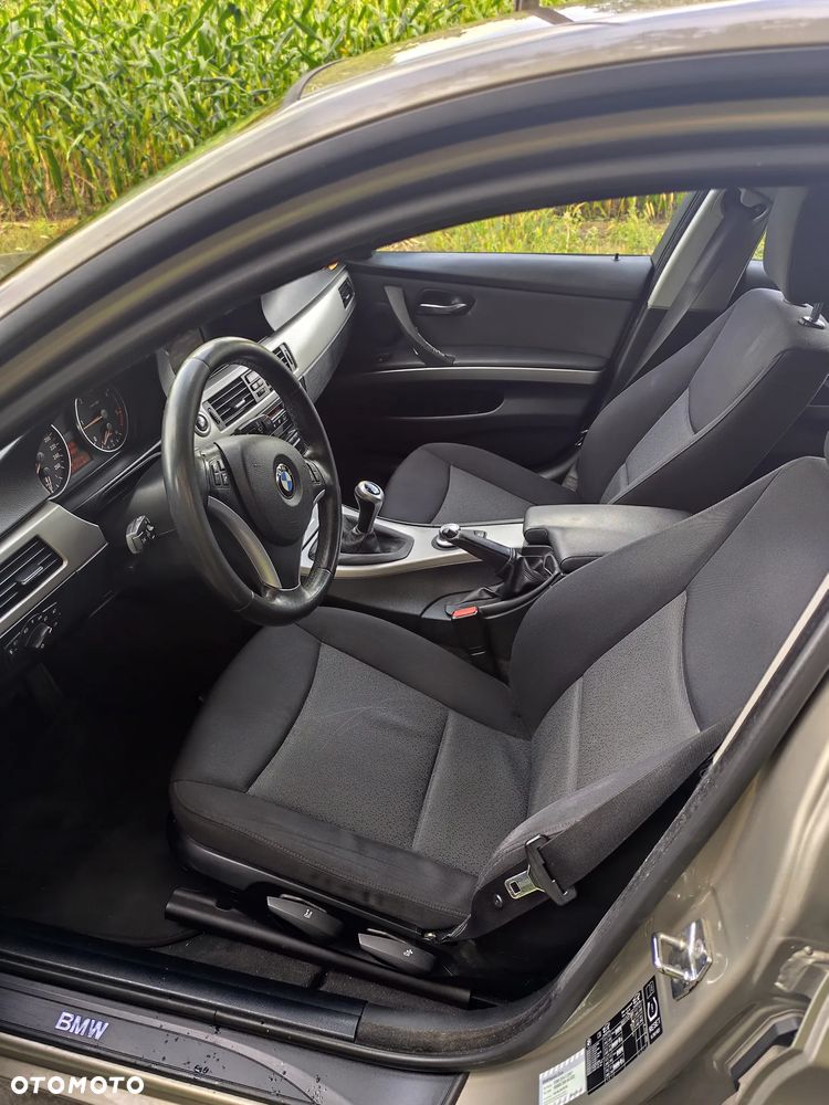 BMW Seria 3 - 14