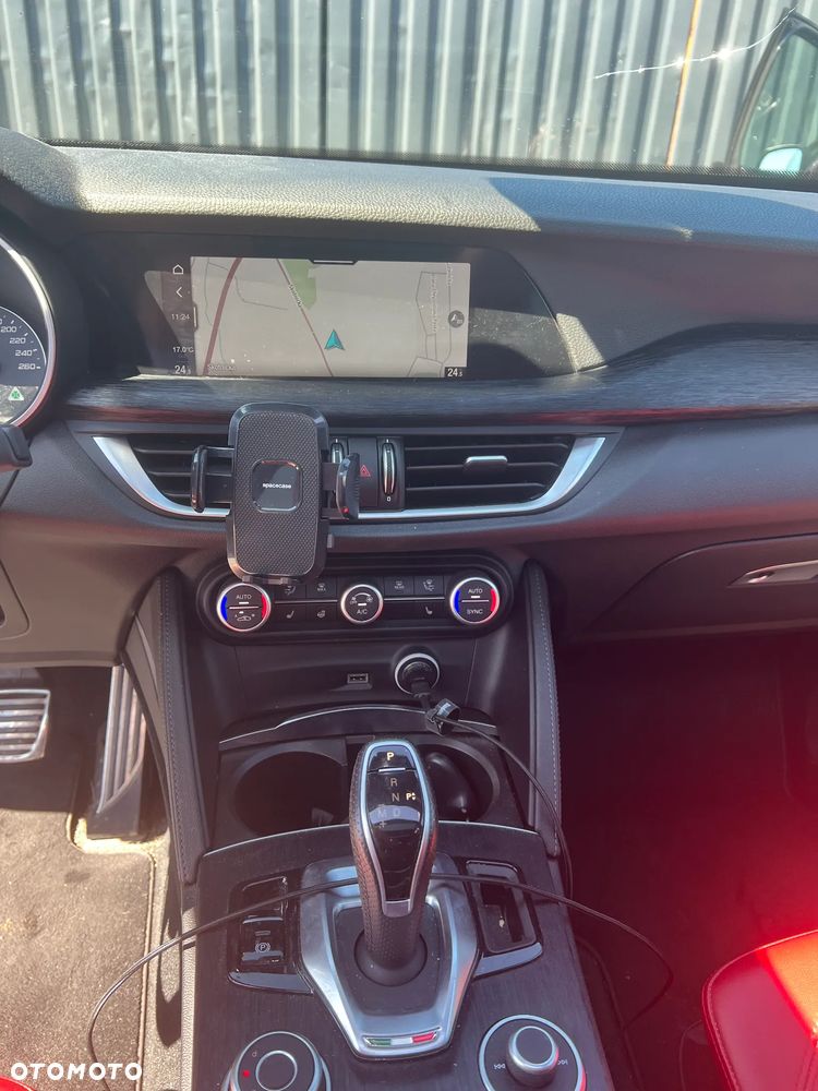Alfa Romeo Stelvio 2.0 Turbo TI Q4 - 20