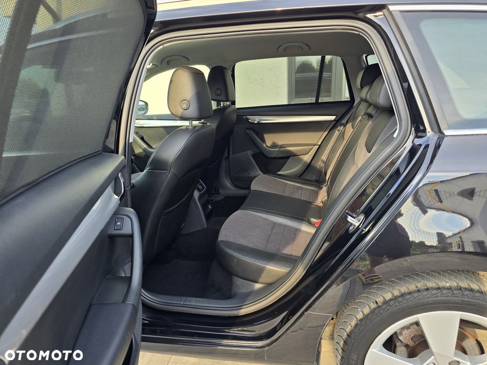 Skoda Octavia 1.4 TSI DSG Style - 16