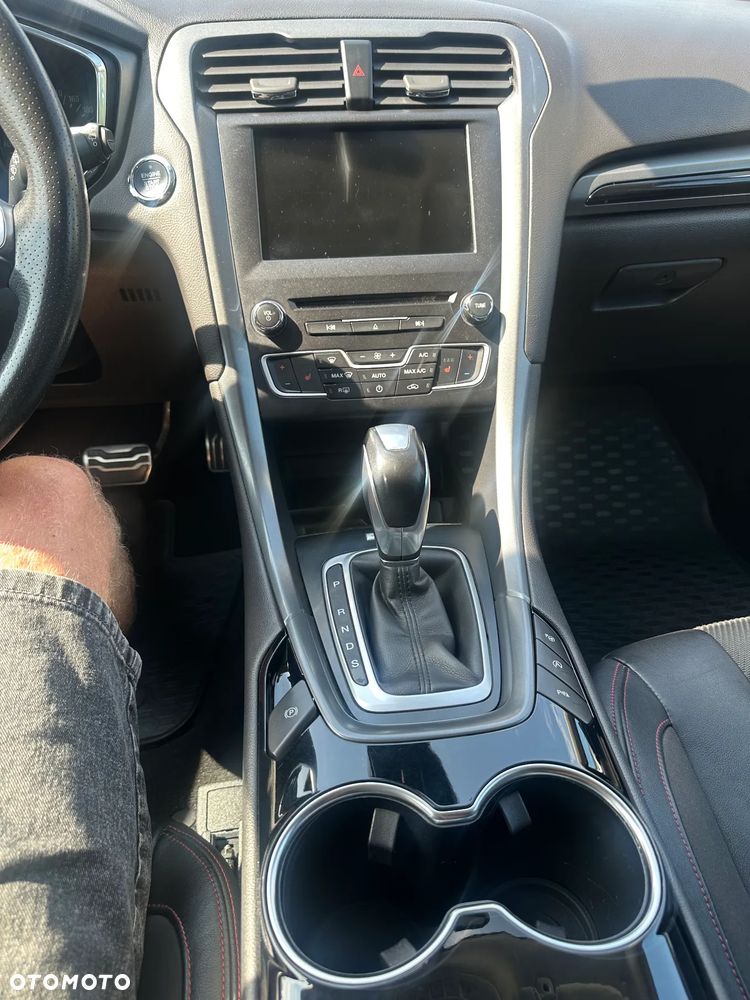 Ford Mondeo 2.0 TDCi ST-Line PowerShift - 10