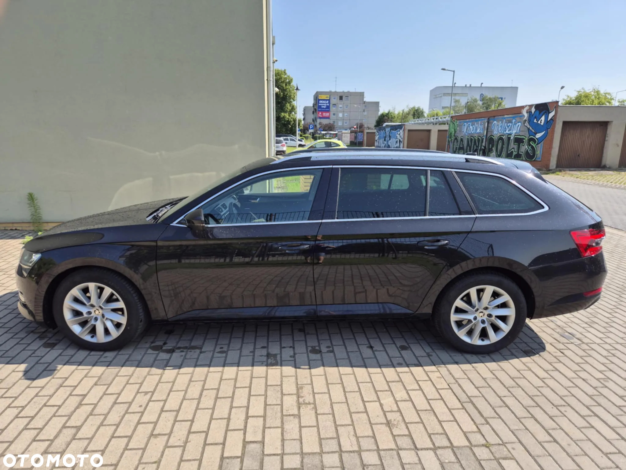 Skoda Superb 2.0 TDI SCR 4x4 Style DSG - 4