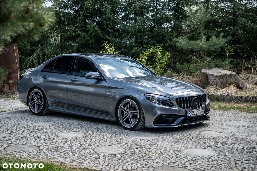 Mercedes-Benz Klasa C AMG 63 AMG Speedshift 7G-MCT - 4