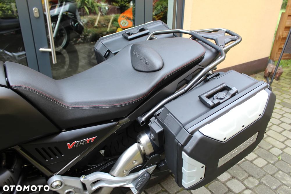 Moto Guzzi V85 - 5