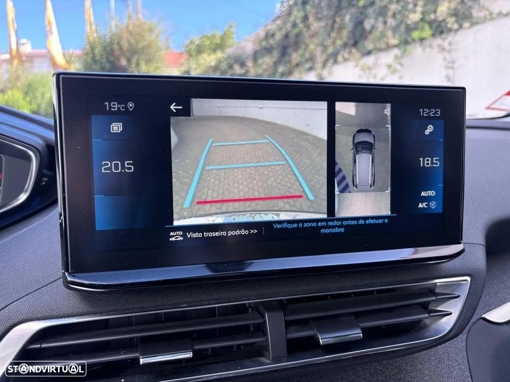 Peugeot 5008 1.2 PureTech Allure EAT8 - 44