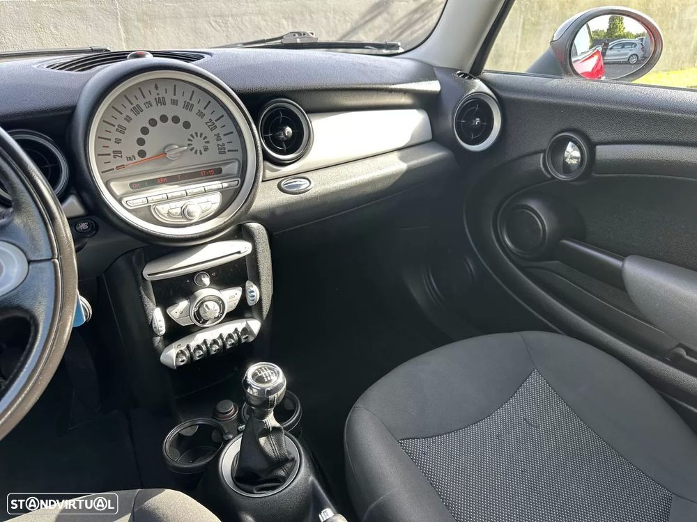 MINI 3 Portas One 1.4 - 29
