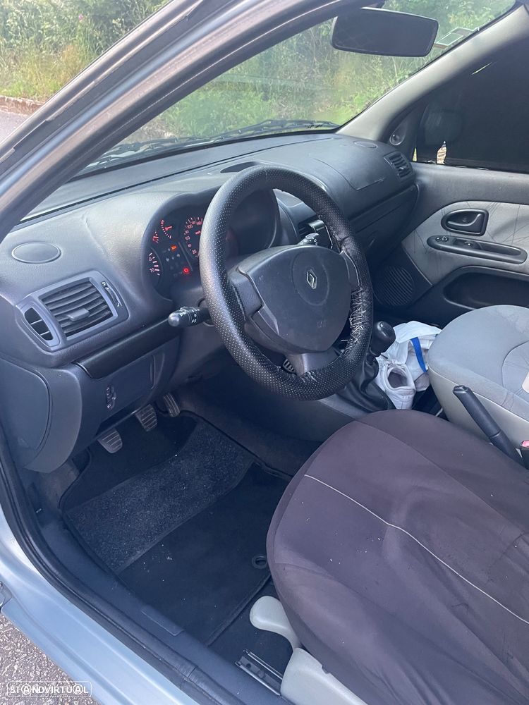Renault Clio 1.5 dCi Confort Dynamique - 6