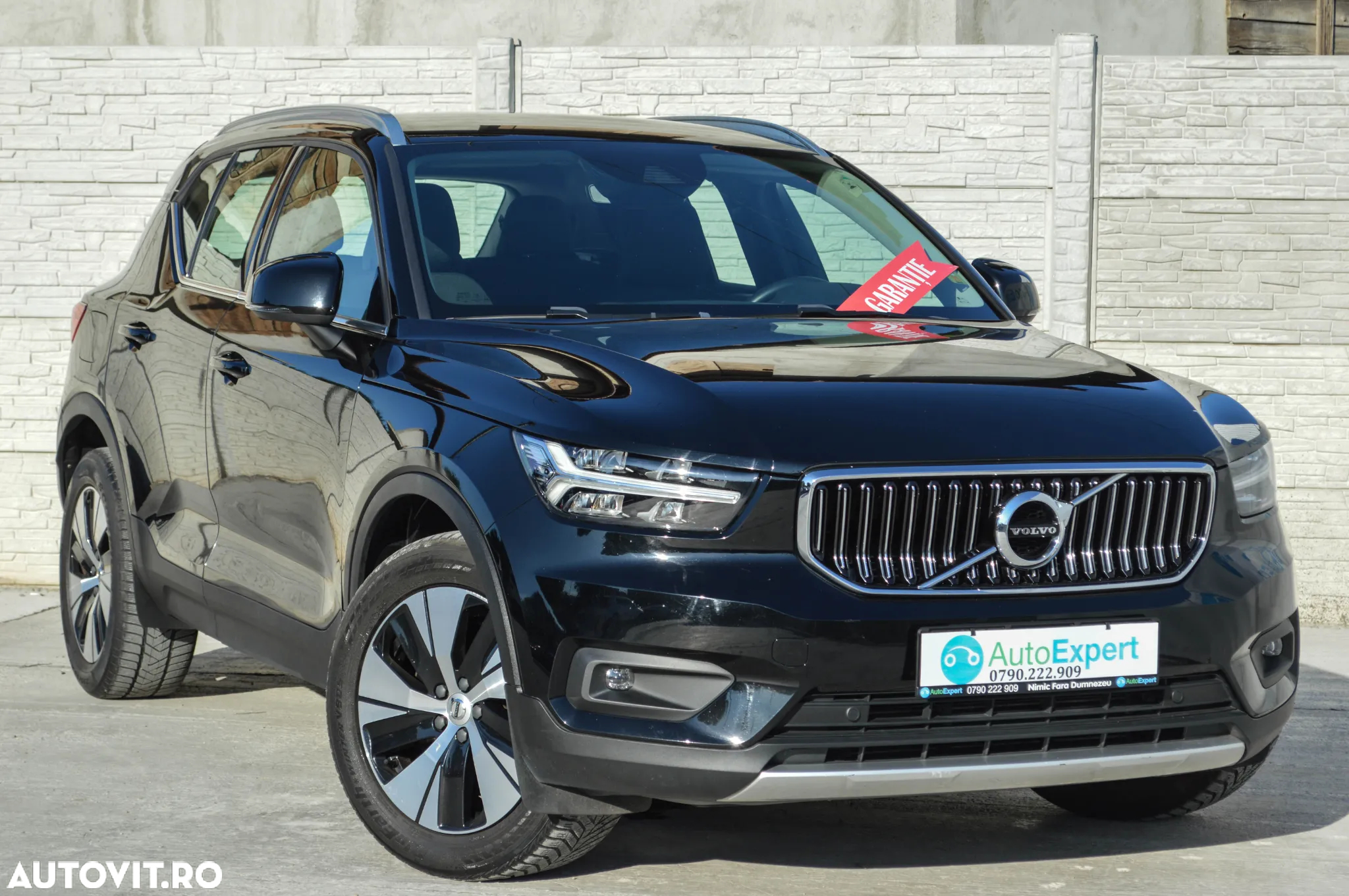 Volvo XC 40 Recharge T5 Twin Engine AT7 Inscription Expression - 2