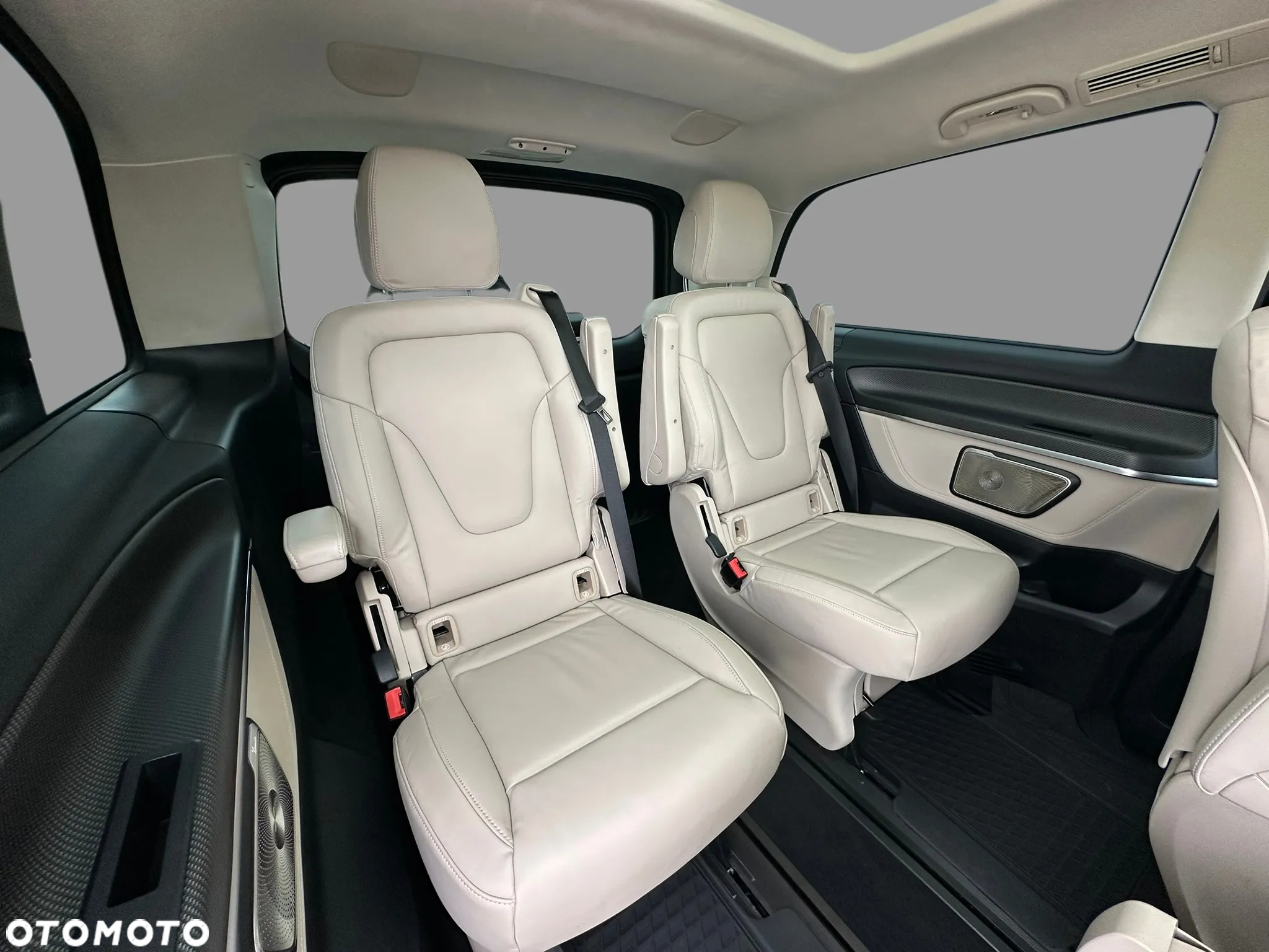 Mercedes-Benz Klasa V 300 d 4-Matic 9G-Tronic Exclusive (d³ugi) - 11