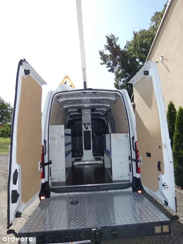 Renault Master, podnośnik koszowy KLUBB K 32 - 11