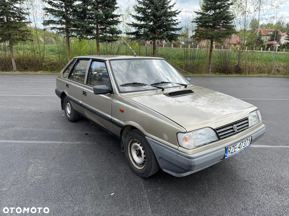 Polonez Caro - 2