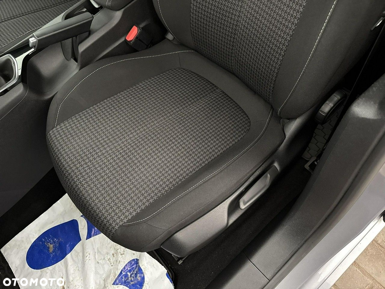 Peugeot 308 1.5 BlueHDi Active S&S - 17
