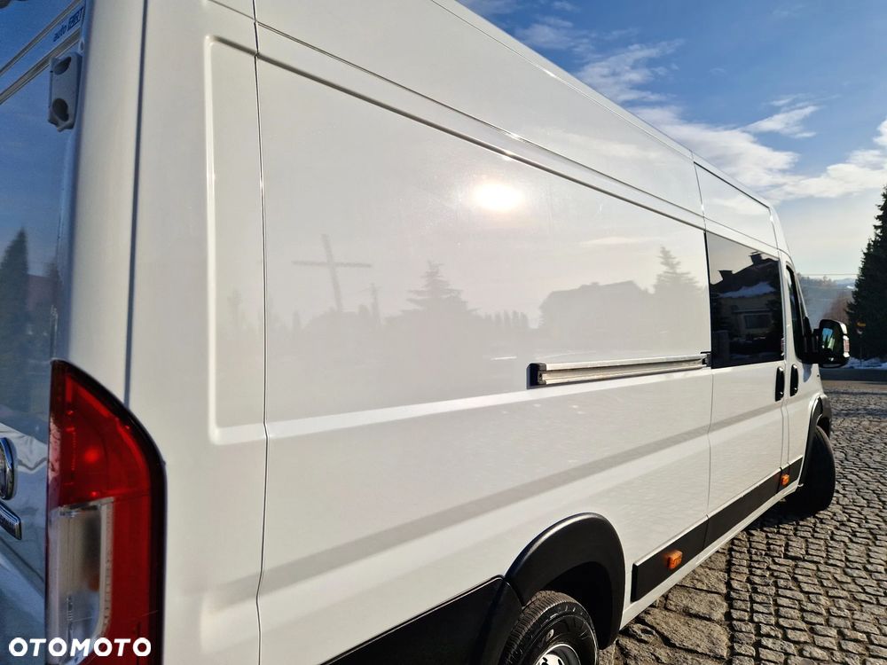 Renault Master Furgon L3H2 Osobowy Stan BDB Finasowanie - 26