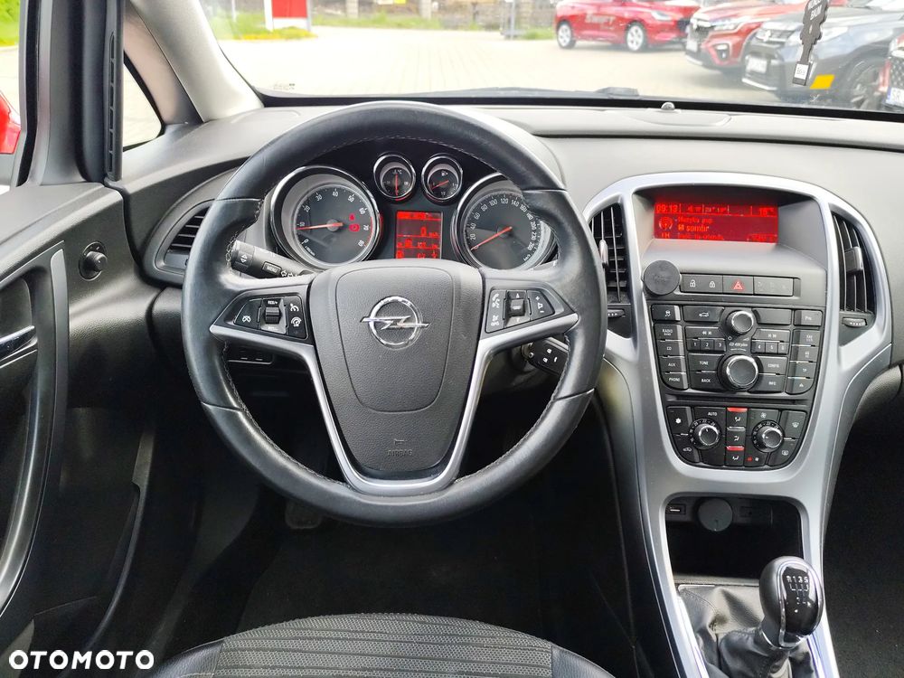 Opel Astra 1.6 Business EU6 - 13