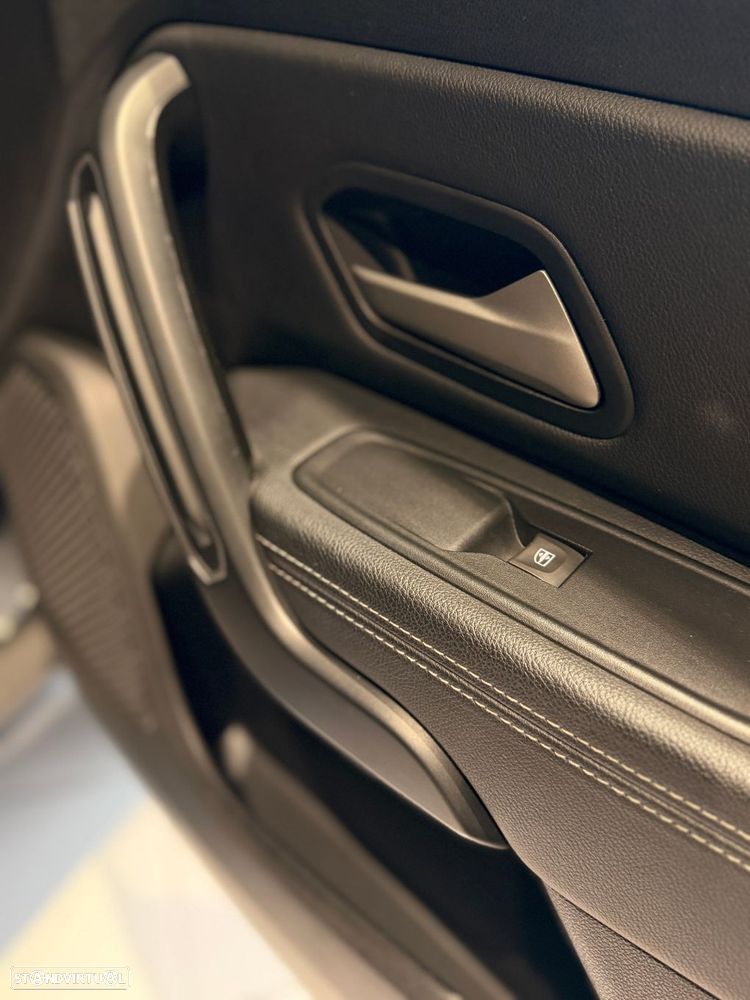 Dacia Duster 1.0 TCe Journey - 42